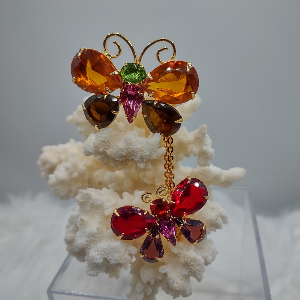 VTG  Multicolor Rhinestone Two Brooch Pins w/ Chatelaine Chain k15